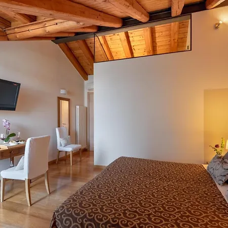 Rovere Hotel