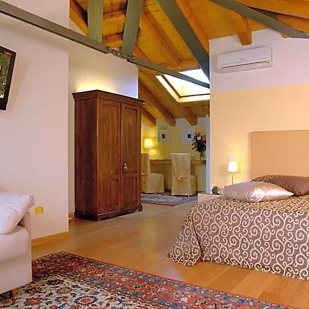 Rovere فندق 3*