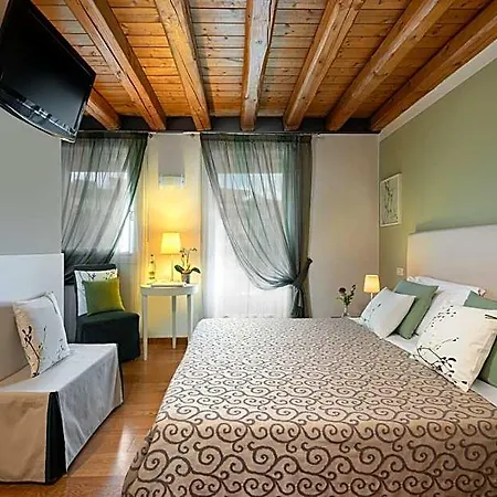 Rovere تريفيزو